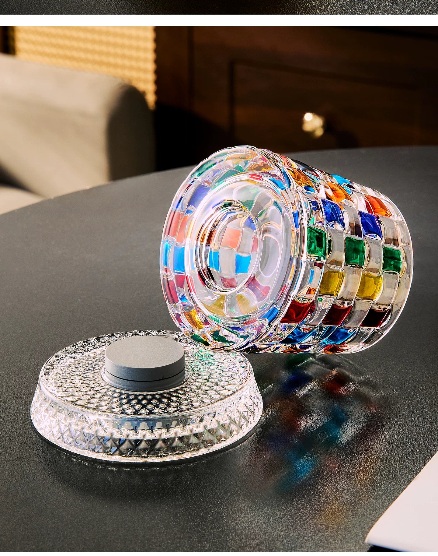 Rotating Whiskey Glass with Glass Base – 360° Crystal Cocktail Glass