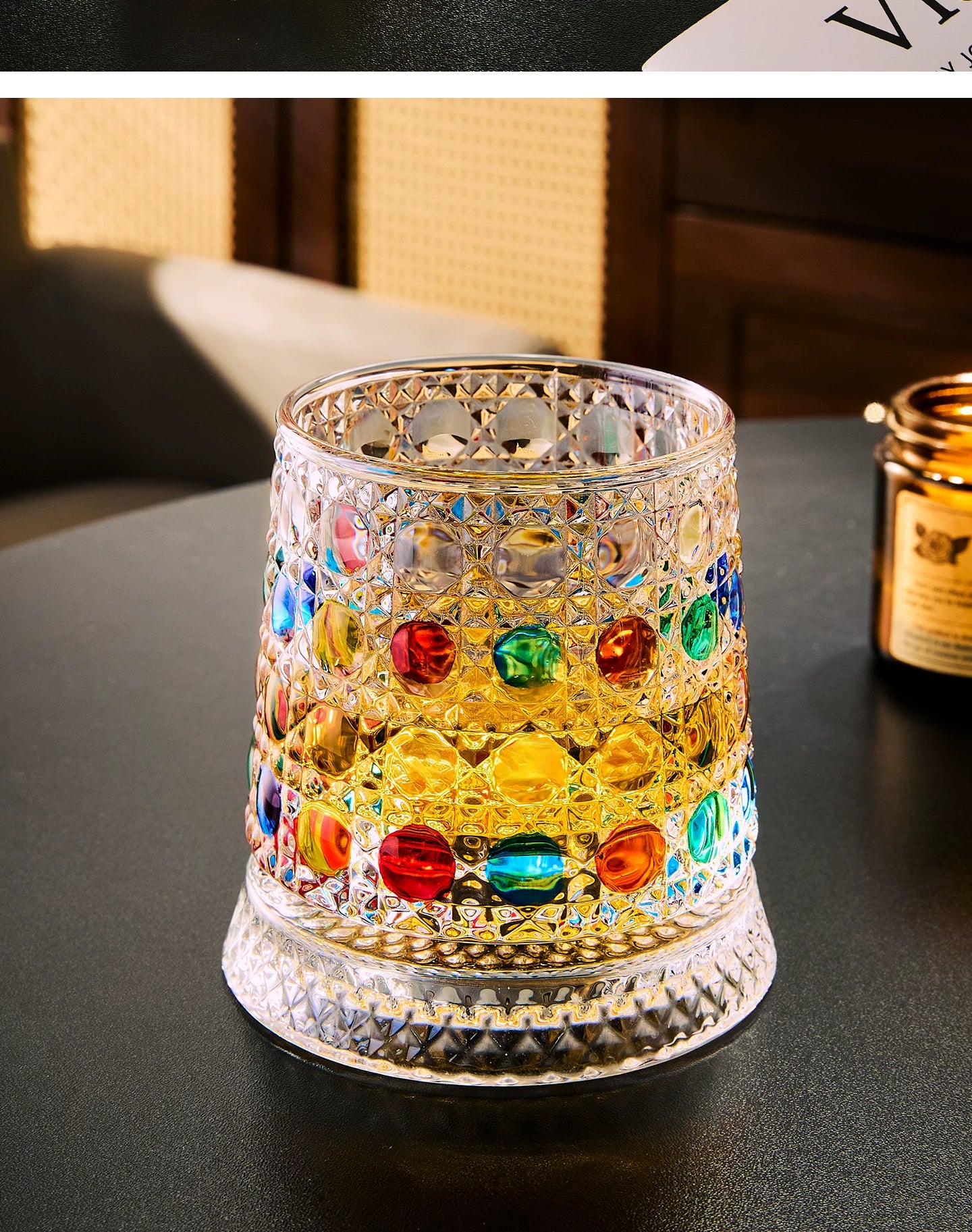 Rotating Whiskey Glass with Glass Base – 360° Crystal Cocktail Glass
